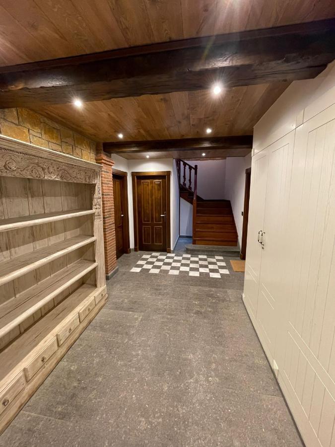 Apartamento Del S XVI En El Casco Historico De Luanco Luaran gambar