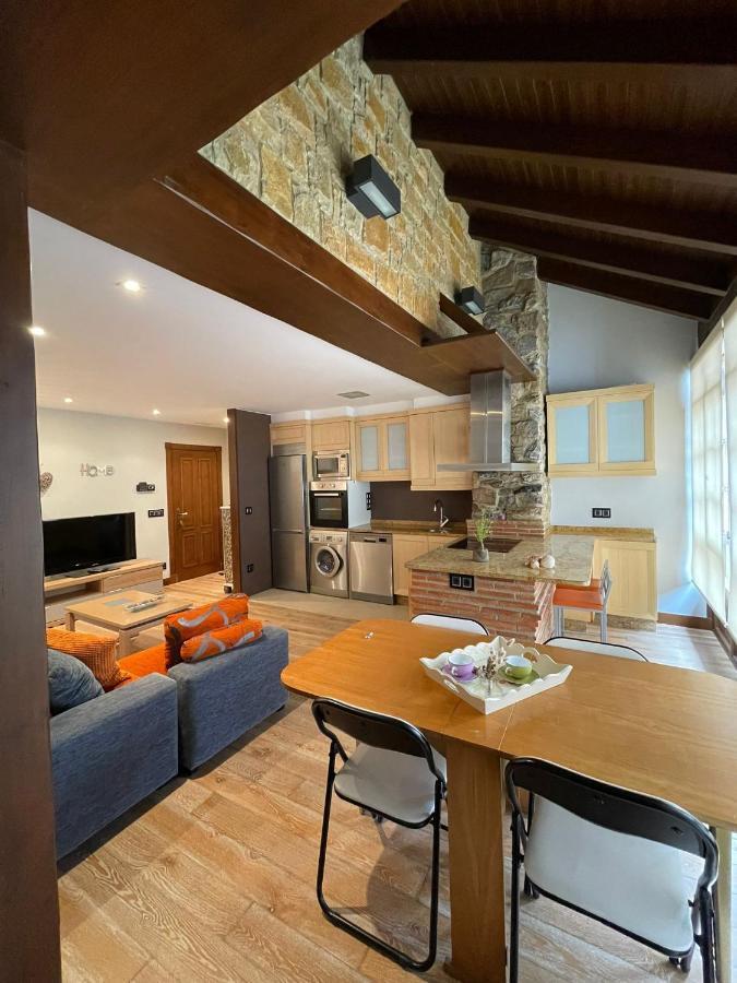 Apartamento Del S XVI En El Casco Historico De Luanco Luaran gambar