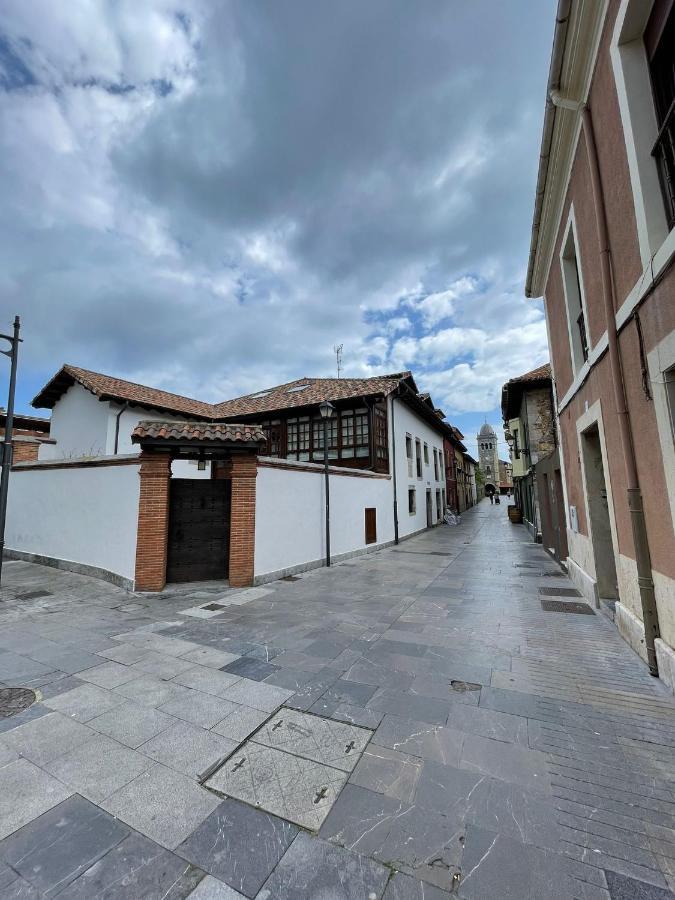 Apartamento Del S XVI En El Casco Historico De Luanco Luaran gambar
